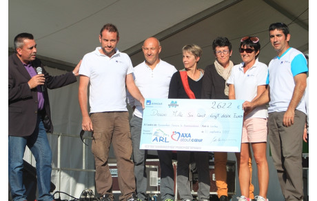 24H de bad solidaire : la remise du chèque pour &quot;Vaincre la mucoviscidose&quot;